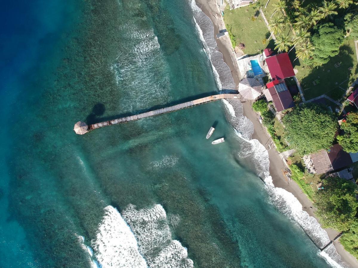 Sanctum Una Una Eco Dive Resort Pulau Unauna Exterior foto