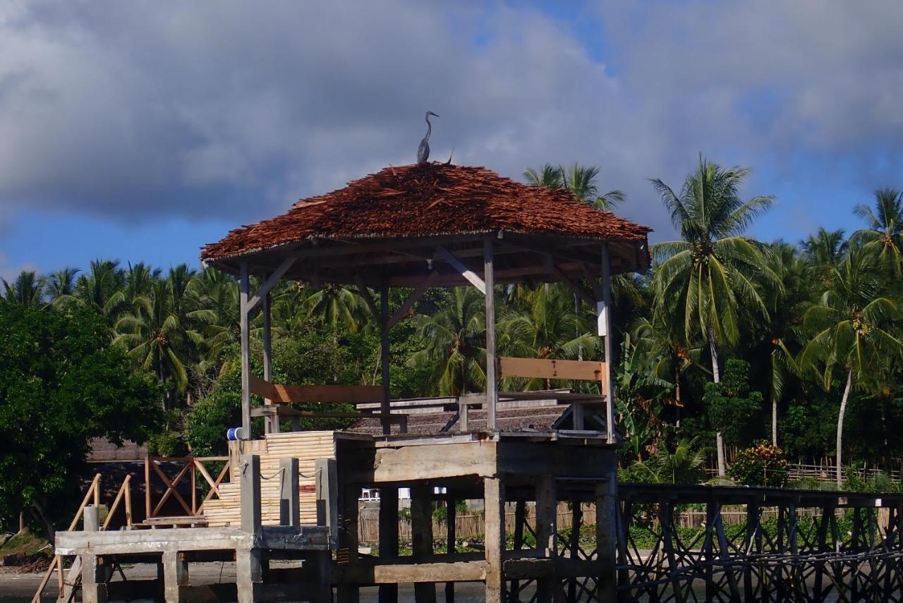 Sanctum Una Una Eco Dive Resort Pulau Unauna Exterior foto