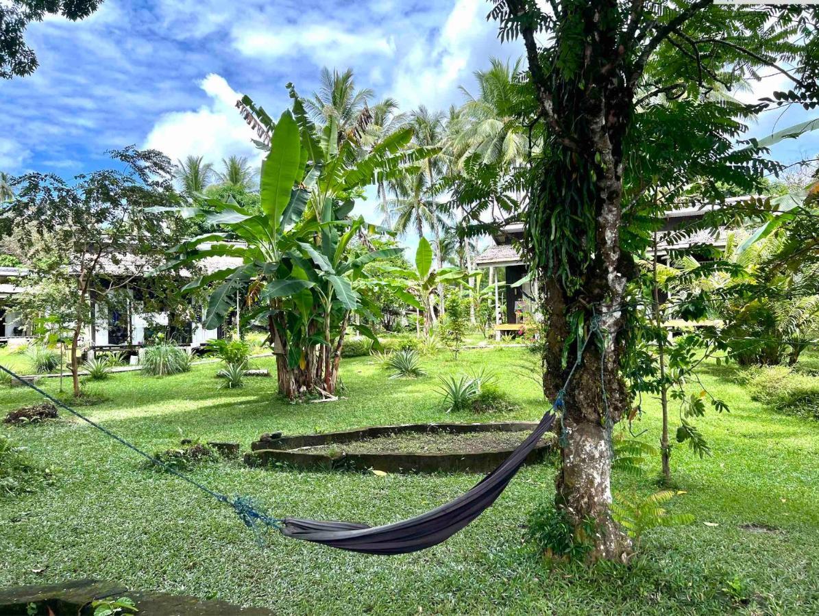 Sanctum Una Una Eco Dive Resort Pulau Unauna Exterior foto