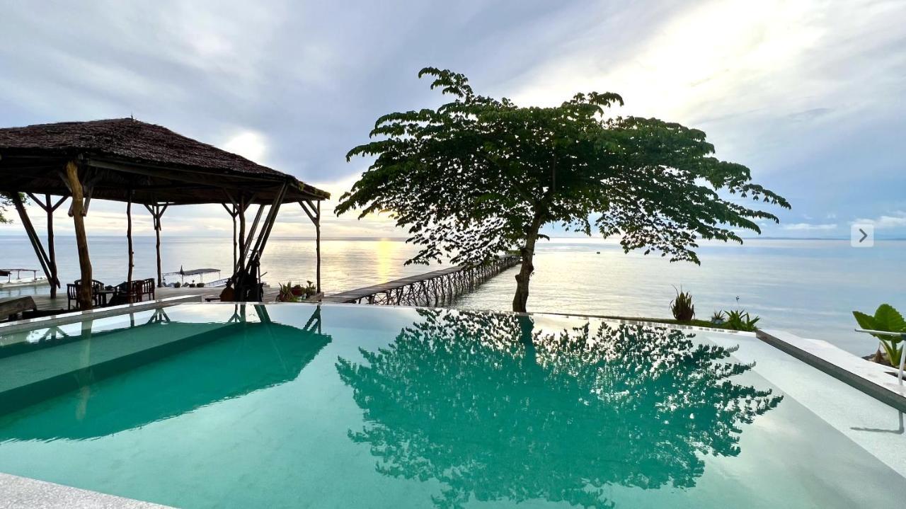 Sanctum Una Una Eco Dive Resort Pulau Unauna Exterior foto