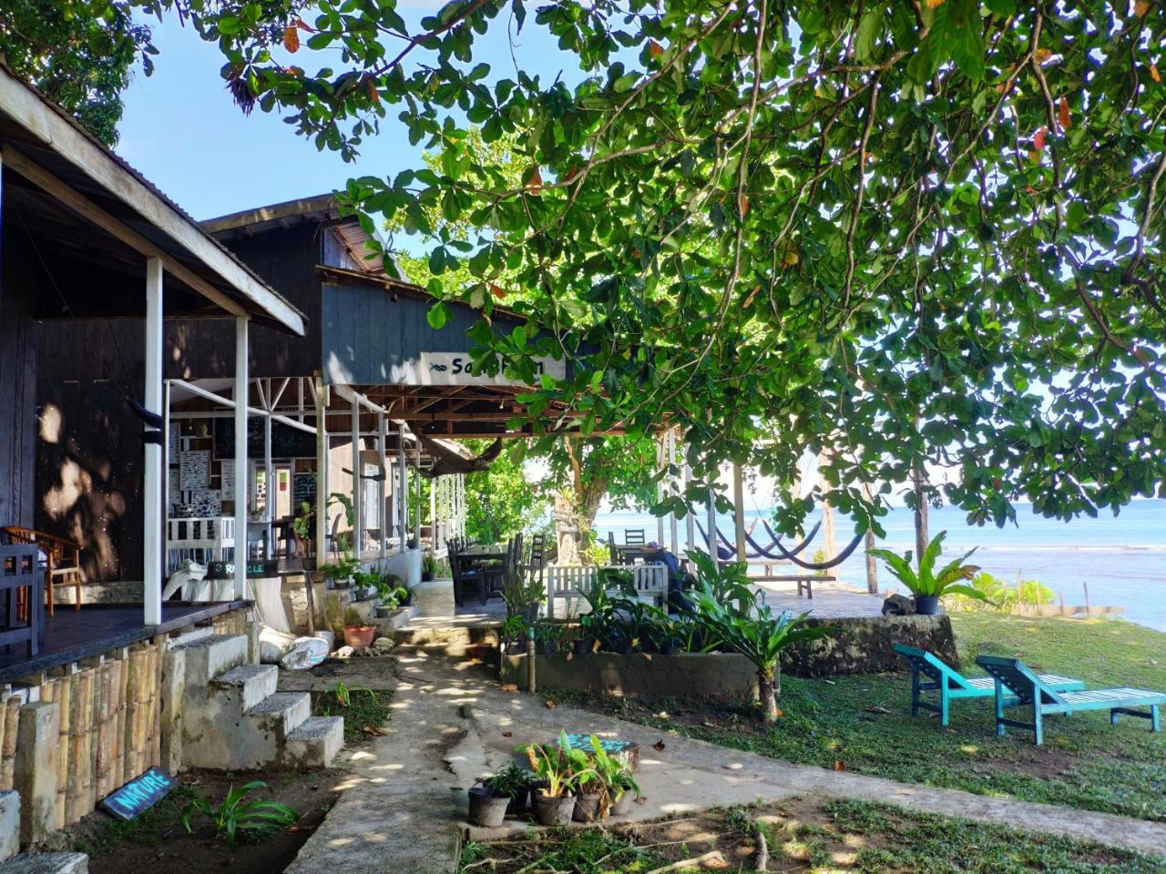 Sanctum Una Una Eco Dive Resort Pulau Unauna Exterior foto